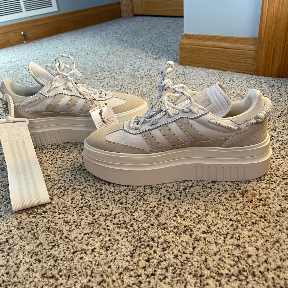 IVY PARK SUPER SLEEK